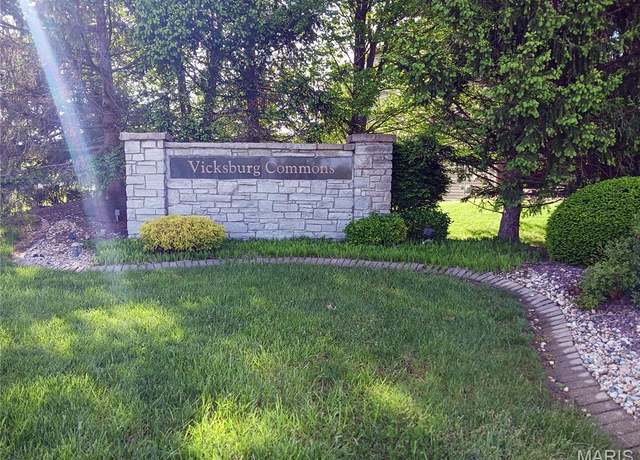 Property at 112 Chattanooga Ct, Edwardsville, IL 62025
