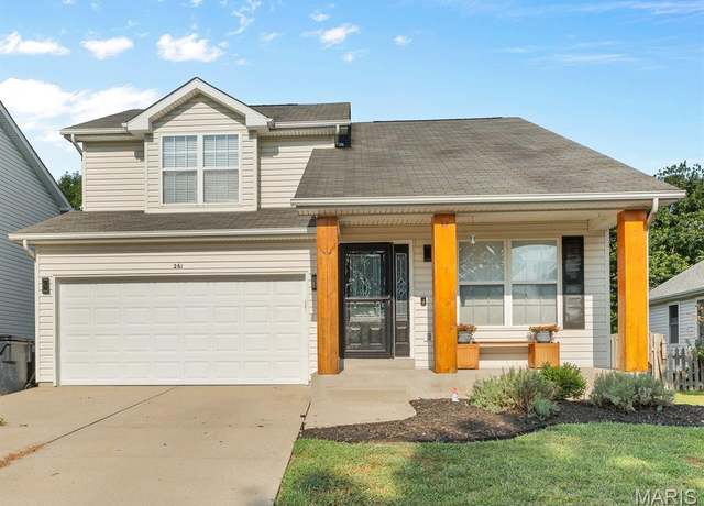 Property at 261 Eastbrook Dr, Belleville, IL 62221, 3 beds, 3.5 baths