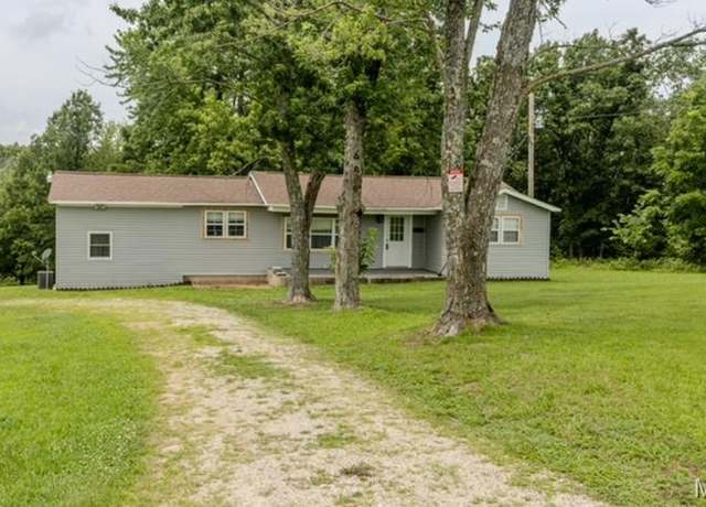 Property at 10771 Crest Rd, Dixon, MO 65459, 3 beds, 1 bath