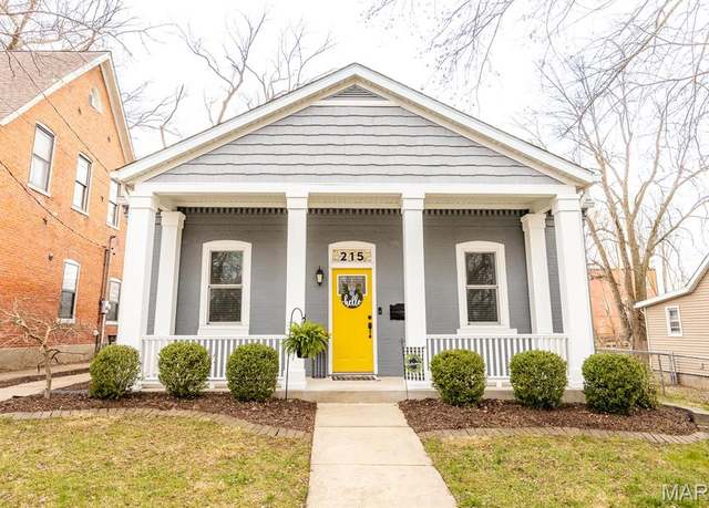 Property at 215 W Washington St, O'fallon, IL 62269, 3 beds, 2 baths