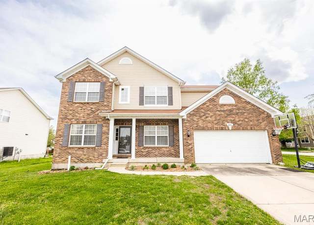 Property at 621 Royal Crest Way, O'fallon, IL 62269, 4 beds, 2.5 baths