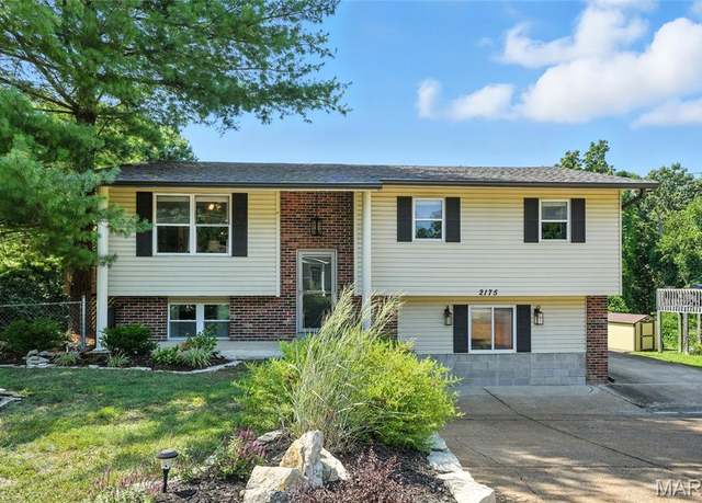 Property at 2175 Forest Ln, Arnold, MO 63010, 4 beds, 2.5 baths