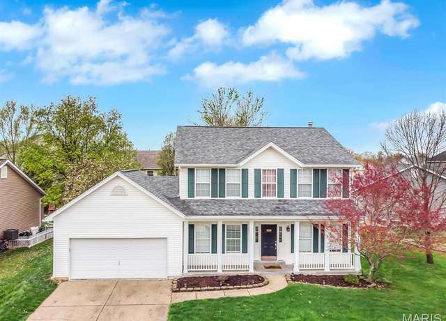 Property at 1909 Wales Dr, O'fallon, MO 63366, 4 beds, 2.5 baths