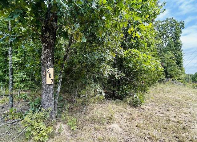 Property at 208 Hickory Dr, Cuba, MO 65453