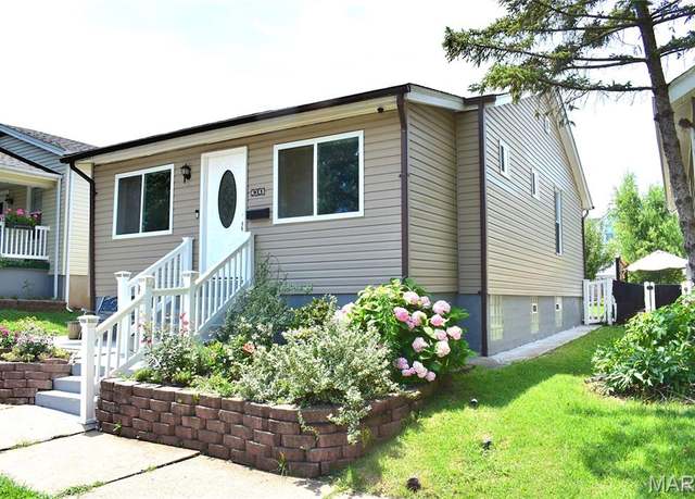 Property at 4348 Osceola St, St Louis, MO 63116, 3 beds