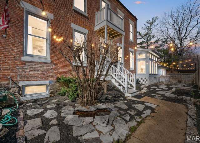 Property at 921 Morrison Ave, St Louis, MO 63104, 3 beds, 2.5 baths