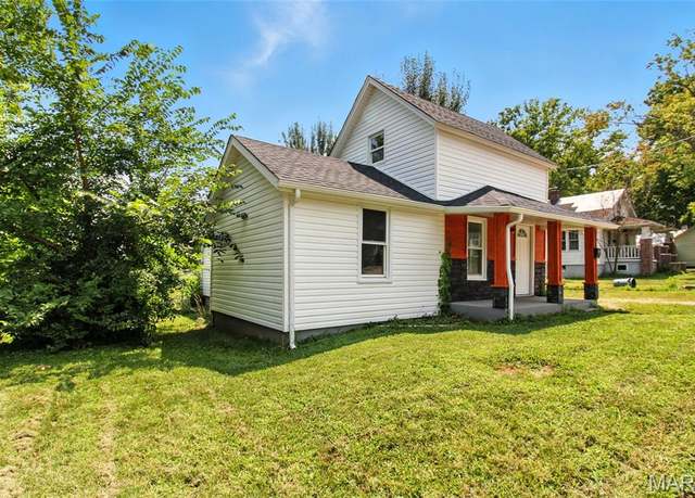 Property at 212 Middle St, Bonne Terre, MO 63628, 3 beds, 2 baths