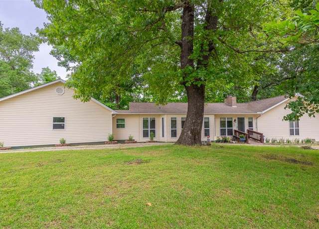 Property at 2275 W Highway, Poplar Bluff, MO 63901, 4 beds, 2.5 baths