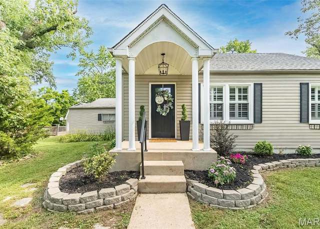 Property at 12243 Old Big Bend Rd, Kirkwood, MO 63122, 2 beds, 2 baths