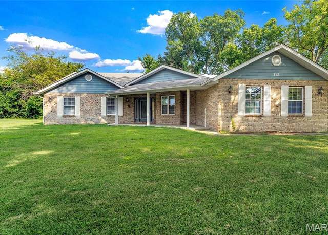 Property at 112 Lake Stratford Ct, Fairview Heights, IL 62208, 4 beds, 2.5 baths