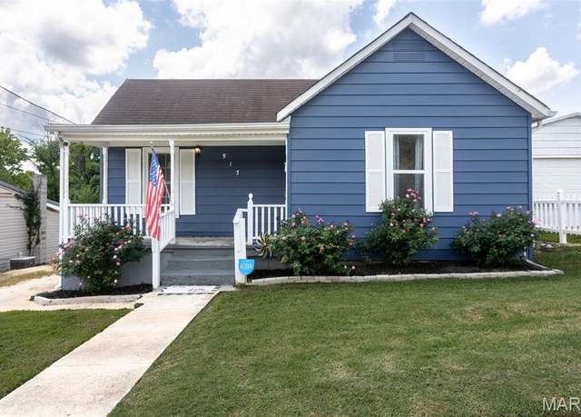Property at 917 Boyd St, De Soto, MO 63020, 2 beds, 1 bath