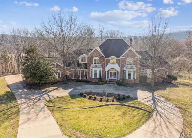 Property at 19385 Deer Pointe Estates Dr, Wildwood, MO 63038, 5 beds, 5 baths