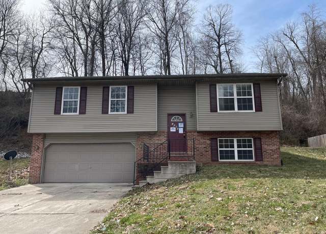 Property at 1005 Apache Dr, Collinsville, IL 62234, 3 beds, 2 baths