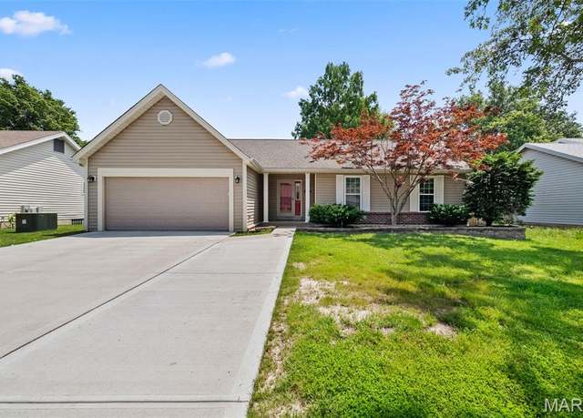 Property at 3060 Almond Tree Dr, St Peters, MO 63376, 3 beds, 3 baths