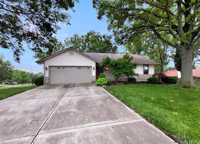 Property at 4597 Gregory Gerard Dr, St Charles, MO 63304, 3 beds, 3 baths