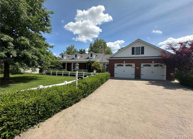 Property at 239 Oak Creek Dr, Jackson, MO 63755, 5 beds, 4 baths