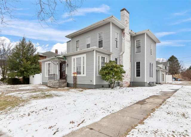 Property at 821 N State St, Litchfield, IL 62056, 5 beds, 2.5 baths