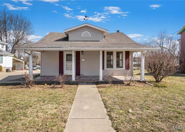 Property at 717 S Main St, Fredericktown, MO 63645, 2 beds, 1 bath