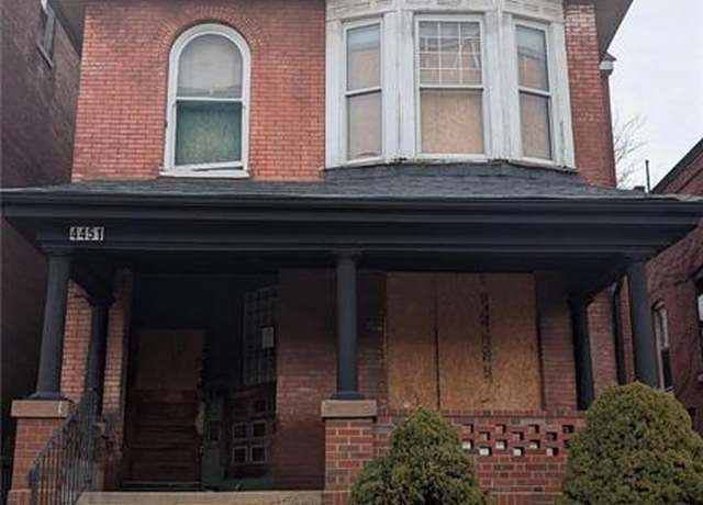 Property at 4451 Washington Blvd, St Louis, MO 63108, 5 beds, 1.5 baths