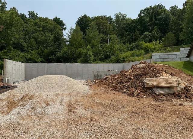 Property at 70 Konert Cir, Fenton, MO 63026, 3 beds, 3 baths