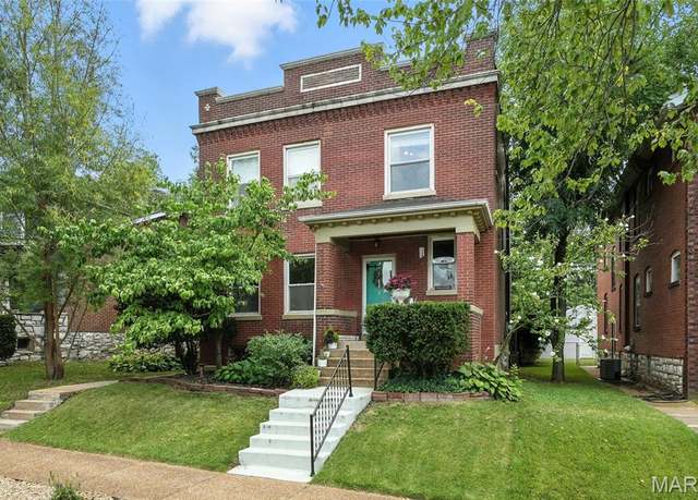 Property at 5348 Nottingham Ave, St Louis, MO 63109, 4 beds, 1.5 baths