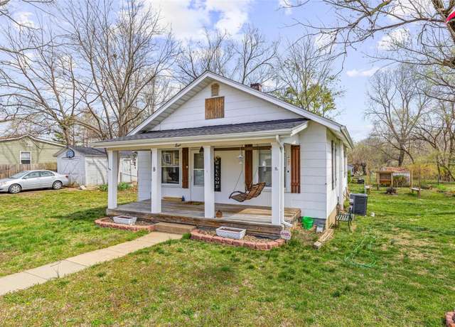Property at 8 Donald St, Park Hills, MO 63601, 3 beds, 1 bath