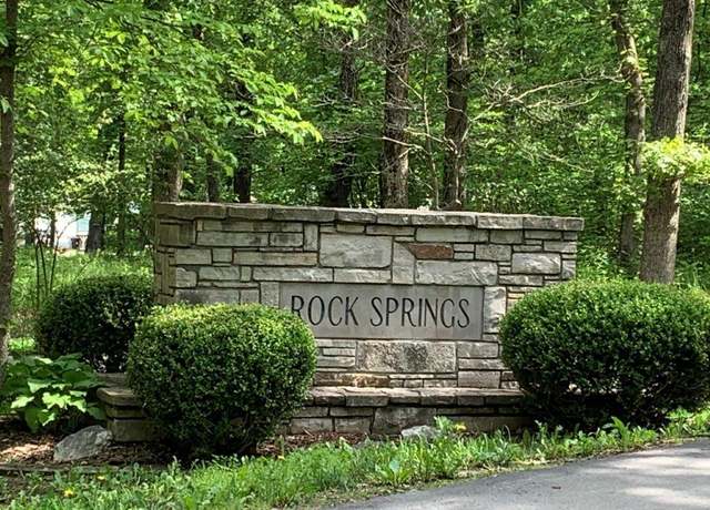 Property at 23 Fox Run Dr, Wright City, MO 63390