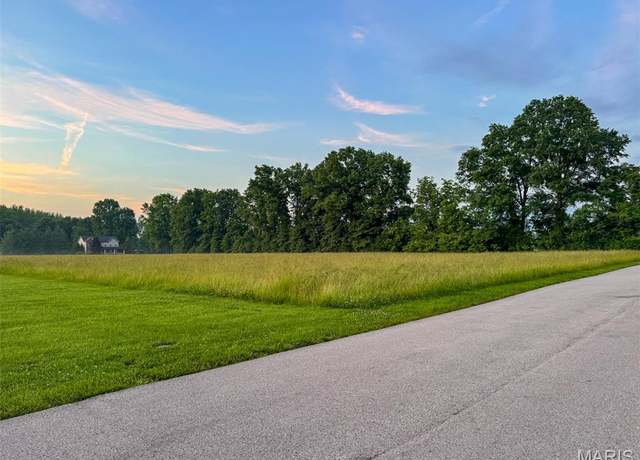 Property at 8518 Sagamore Dr, Cedar Hill, MO 63016