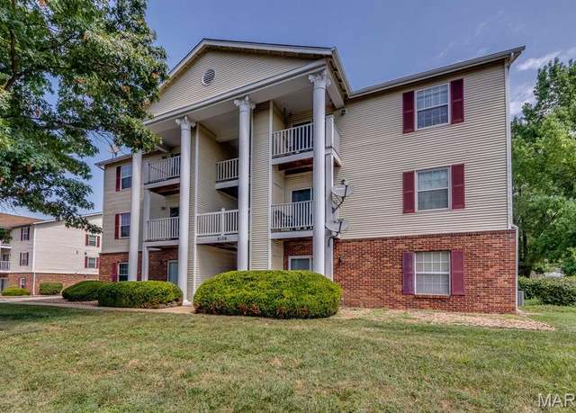 Property at 3108 Edwards Pl #201, St Louis, MO 63043, 2 beds, 1.5 baths