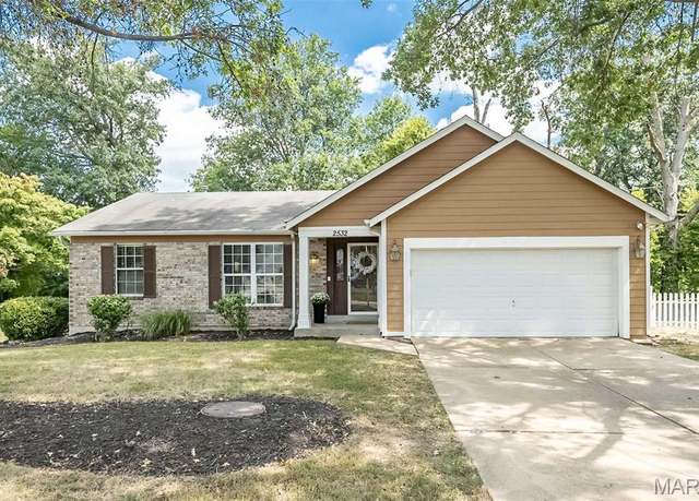 Property at 2532 Stillwater Dr, O'fallon, MO 63368, 3 beds, 2.5 baths