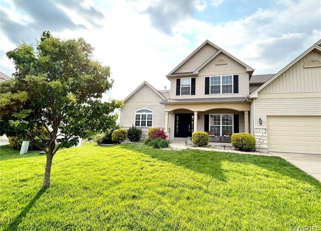 Property at 833 Harding St, St Peters, MO 63376, 5 beds, 4.5 baths