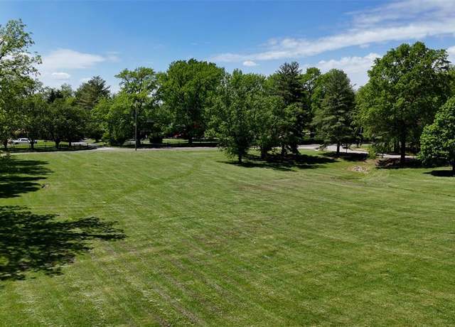 Property at 350 S Mason Rd, St Louis, MO 63141