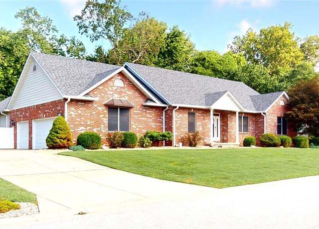 Property at 429 Westchester, Glen Carbon, IL 62034, 4 beds, 3 baths