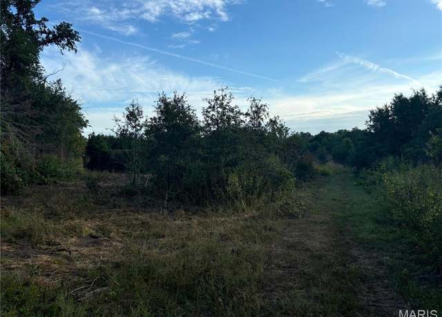 Property at 21 Hays Ln, Perry, MO 63462