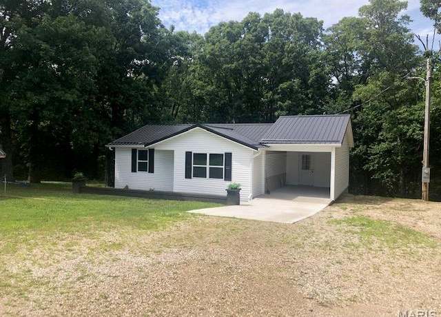 Property at 13387 Highway 17, Crocker, MO 65452, 2 beds, 1 bath