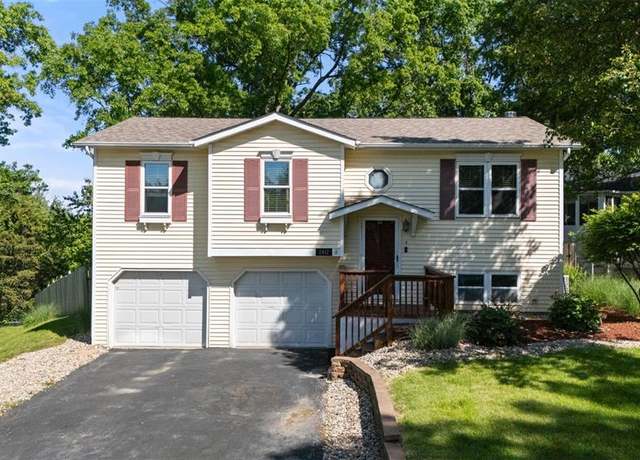 Property at 2412 Sue Lynn Dr, High Ridge, MO 63049, 3 beds, 1.5 baths
