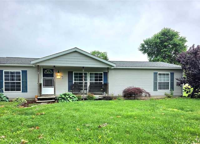Property at 111 Southard Pl, South Roxana, IL 62087, 3 beds, 2 baths