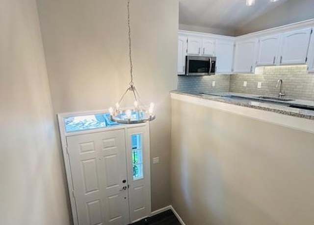 Property at 1016 Kamptown Dr Unit E, St Peters, MO 63376, 3 beds, 3 baths