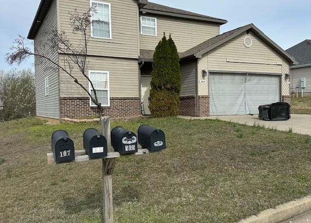 Property at 104 Pioneer Ct, Waynesville, MO 65583, 3 beds, 2.5 baths