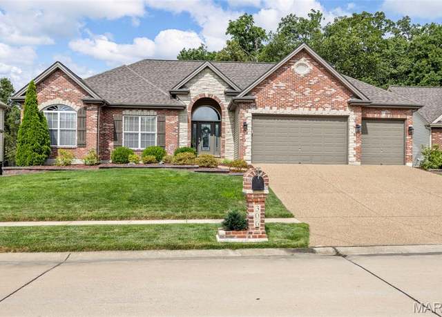 Property at 306 Highland Meadows Ct, Wentzville, MO 63385, 4 beds, 3 baths