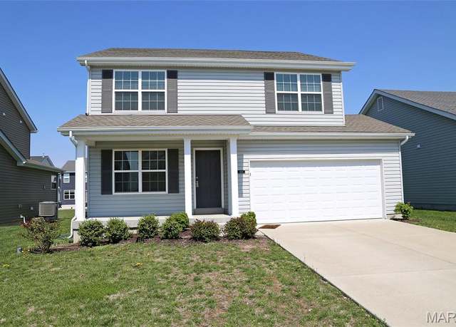 Property at 618 Palisades Dr, St Charles, MO 63301, 4 beds, 2.5 baths