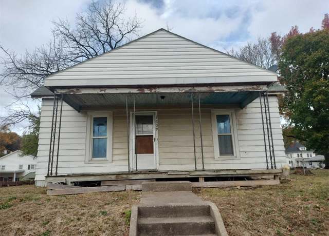 Property at 1609 S Carolina St, Louisiana, MO 63353, 2 beds, 1 bath