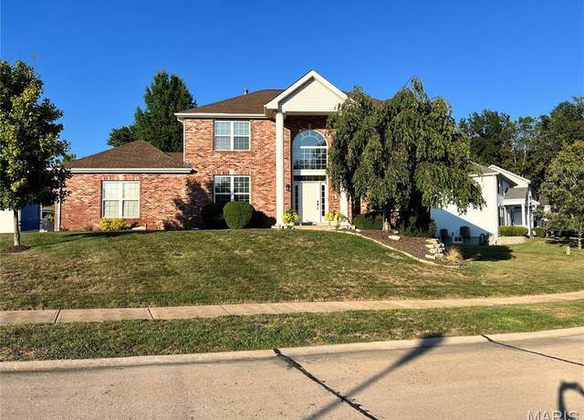 Property at 16810 Enderbush Ln, Eureka, MO 63025, 5 beds, 3.5 baths