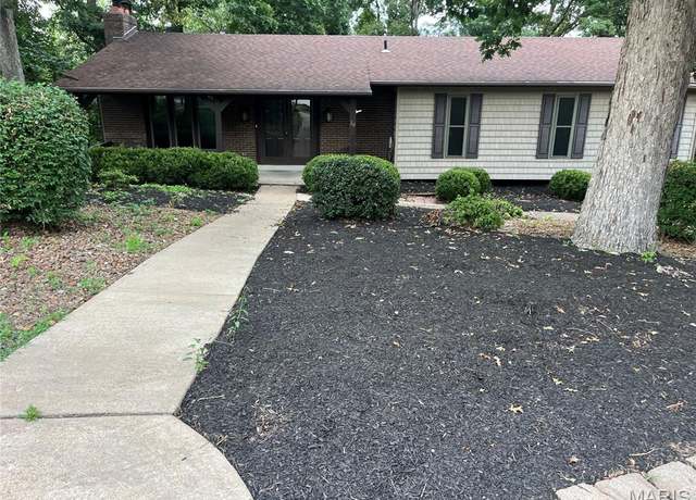 Property at 26 Windswept Dr, Arnold, MO 63010, 4 beds, 3 baths