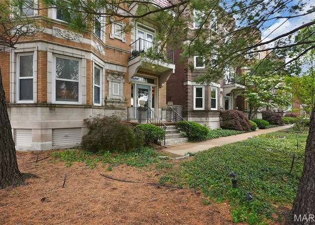Property at 4250 Lindell Blvd Unit A, St Louis, MO 63108, 2 beds, 2 baths
