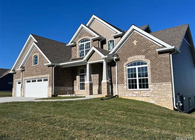 Property at 1027 Bellevaux Pl, St Charles, MO 63301, 4 beds, 4.5 baths