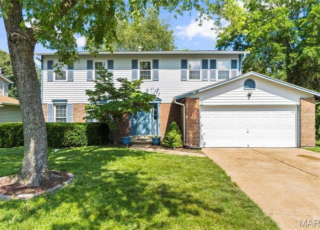 Property at 700 Eastbridge Dr, St Peters, MO 63376, 4 beds, 2.5 baths