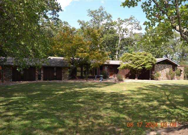 Property at 693 Pcr 701, Perryville, MO 63775, 3 beds, 2 baths
