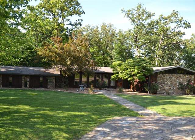 Property at 693 Pcr 701, Perryville, MO 63775, 3 beds, 2 baths