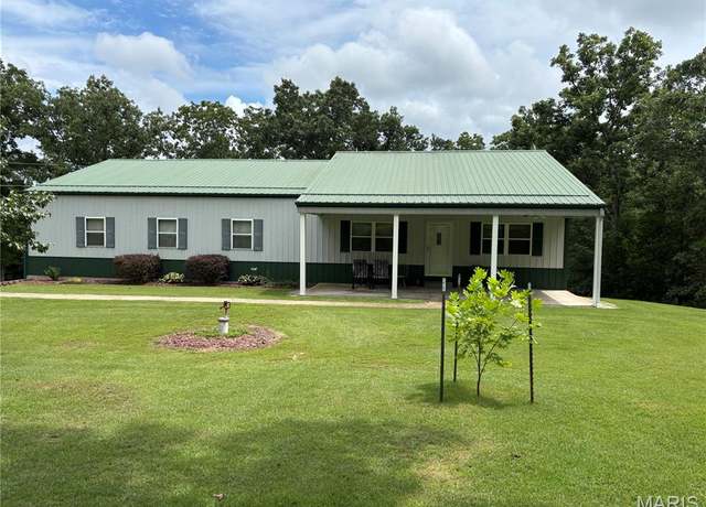 Property at 395 Hickory Rd, Steelville, MO 65565, 3 beds, 2 baths